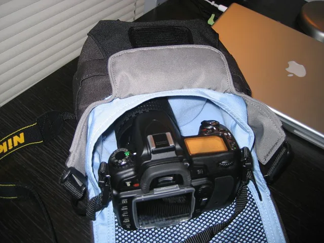 Crumpler 4 Million Dollar Home, photograph by Guest, photo 4