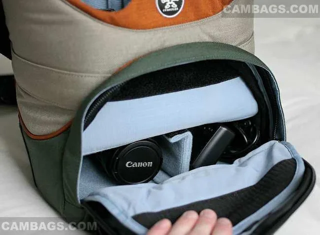 Crumpler 15 Love, photograph by Guest, photo 4
