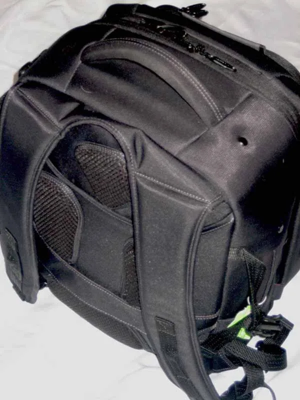 Delsey 33 Pro Digital Backpack, photograph by Guest, photo 4