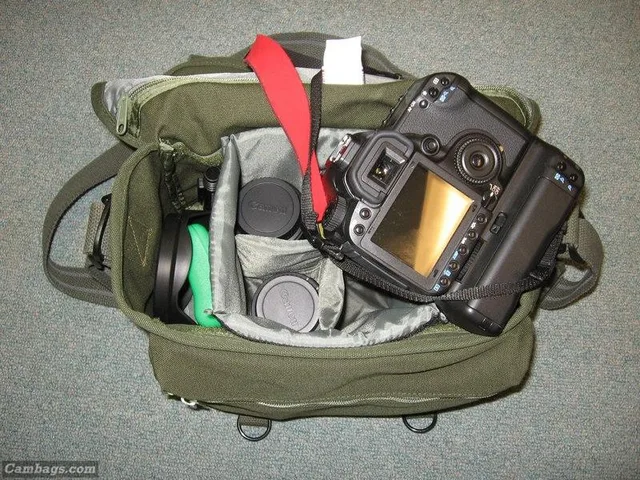 Domke F-6, photograph by Guest, photo 3