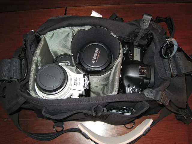 Domke F-2, photograph by Guest, photo 1