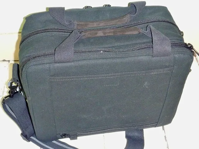 Rear of bag pocket.