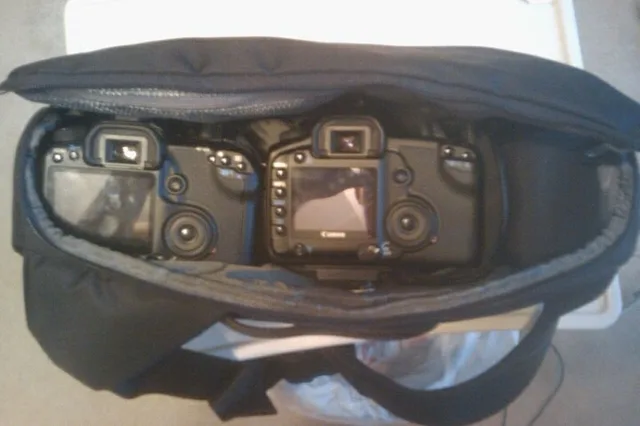 Incase Sling Pack, photograph by Guest, photo 5