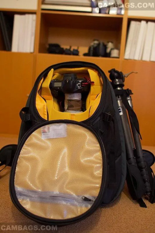 There’s a lot of space for small things like batteries and filters. The last picture is with a Gitzo G1228 tripod with Acratech. I have a sidekick inside. The tripod/ball head is not sturdy enough for the 500 combo, I’m saving for a bigger tripod with Wim