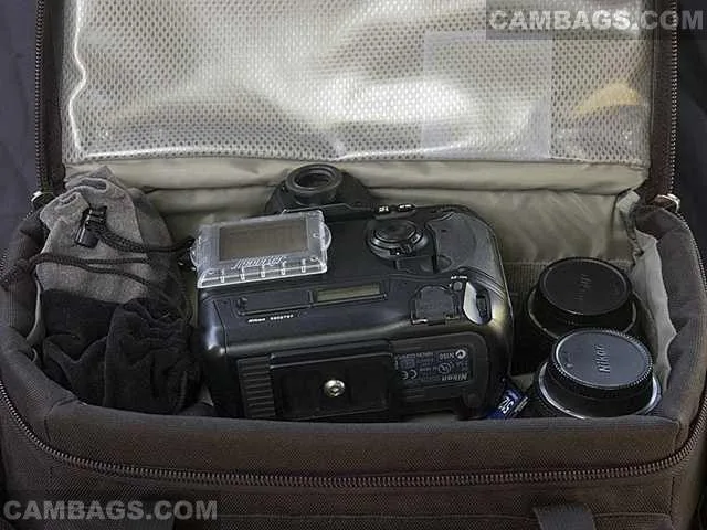 Lowepro Compact AW, photograph by Guest, photo 3