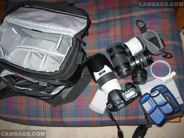 Lowepro Nova 5 AW, photograph by Guest, photo 2