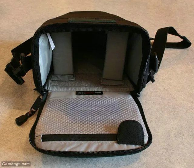 Lowepro Topload Zoom 2, photograph by Guest, photo 4