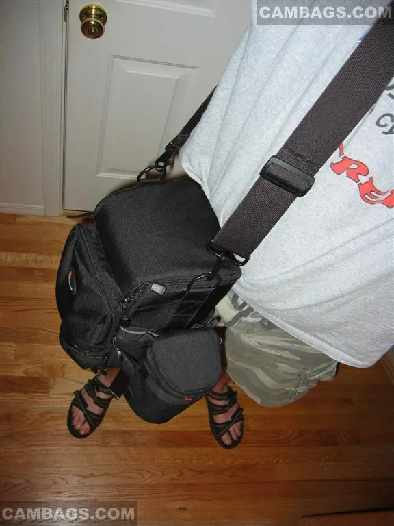 Lowepro TopLoader 75AW, photograph by Guest, photo 3