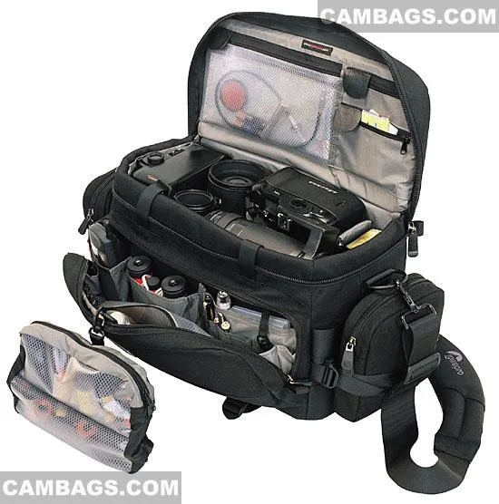 Lowepro Magnum AW, photograph by Guest, photo 3