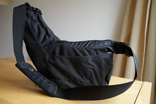 Lowepro Passport sling, photograph by Guest, photo 2