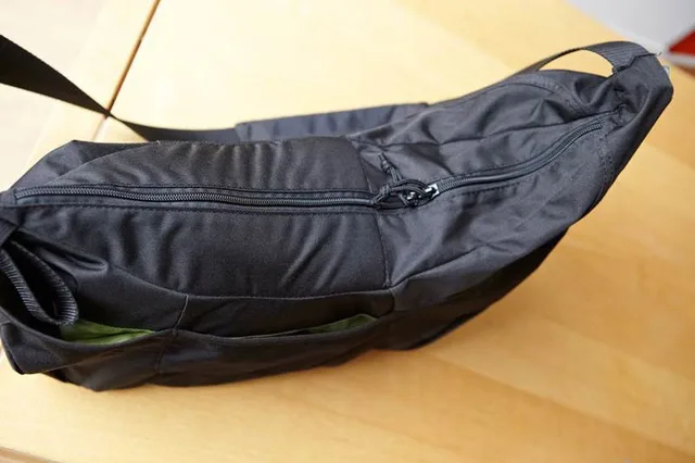 Lowepro Passport sling, photograph by Guest, photo 4
