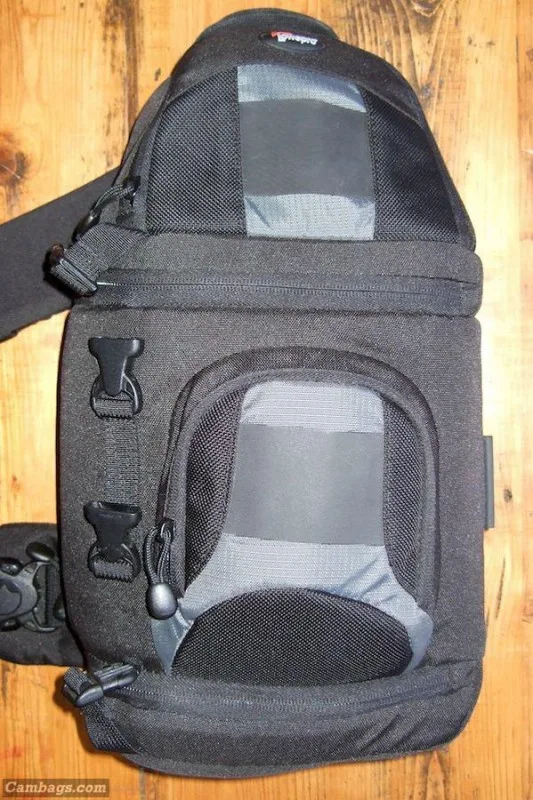 Lowepro Slingshot 100 AW, photograph by Guest, photo 4
