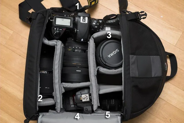 Lowepro Slingshot 300 AW, photograph by Guest, photo 2