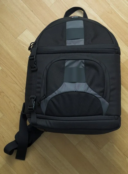 Lowepro Slingshot 300 AW, photograph by Guest, photo 3