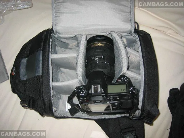 Lowepro Slingshot 200 AW, photograph by Guest, photo 2