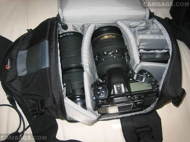 Lowepro Slingshot 200 AW, photograph by Guest, photo 4
