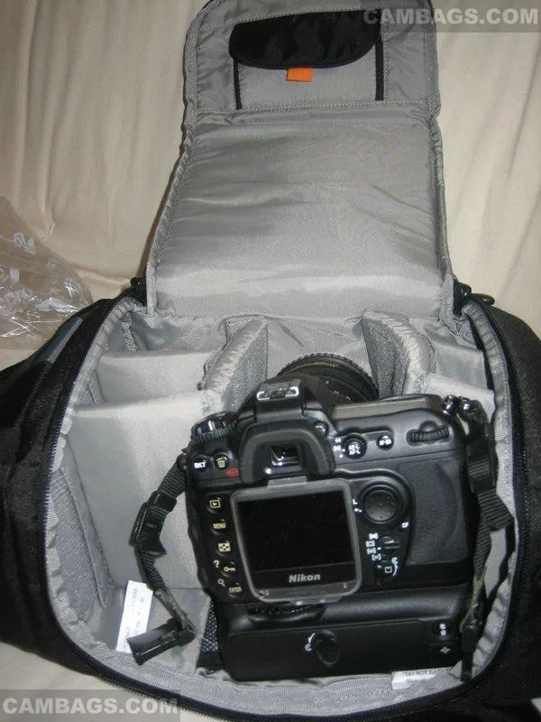 Lowepro Slingshot 200 AW, photograph by Guest, photo 5