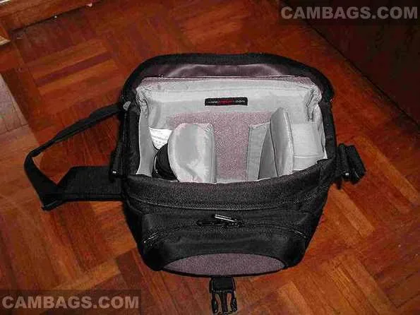 Lowepro Nova 2 AW, photograph by Guest, photo 3