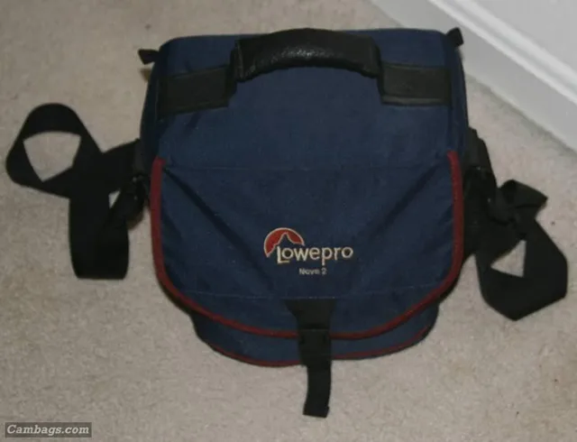 Lowepro Nova 2 AW, photograph by Guest, photo 3
