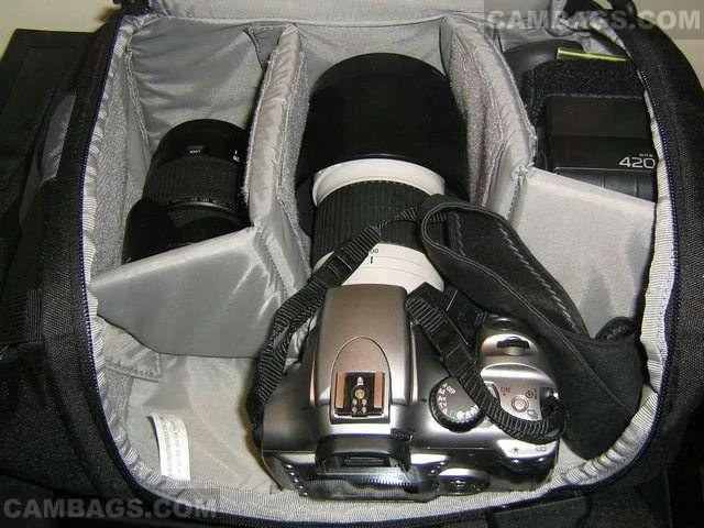 Lowepro Slingshot 200 AW, photograph by Guest, photo 4