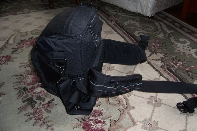 Lowepro Specialist 85 AW, photograph by Guest, photo 1