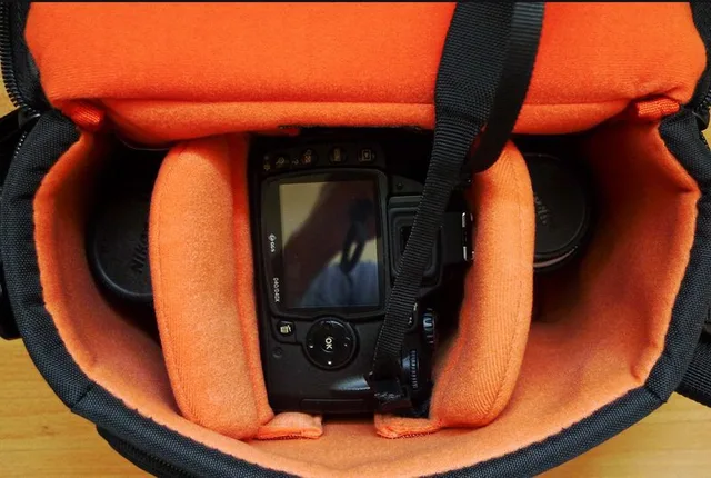 Lowepro Adventura 170, photograph by Guest, photo 1