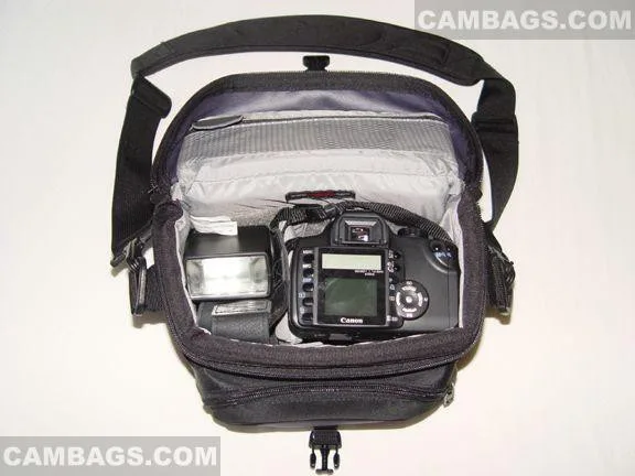 Lowepro Nova 1 AW, photograph by Guest, photo 2
