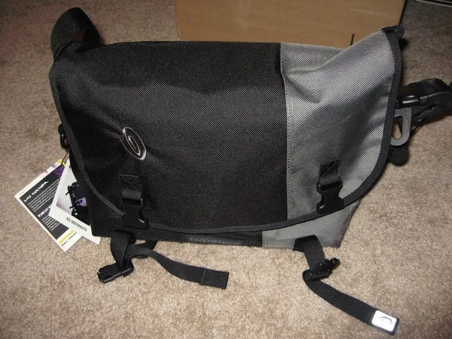 Timbuk2 Snoop Camera Messenger, photograph by Super User, photo 1