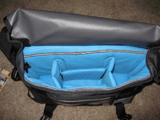 Timbuk2 Snoop Camera Messenger, photograph by Super User, photo 3