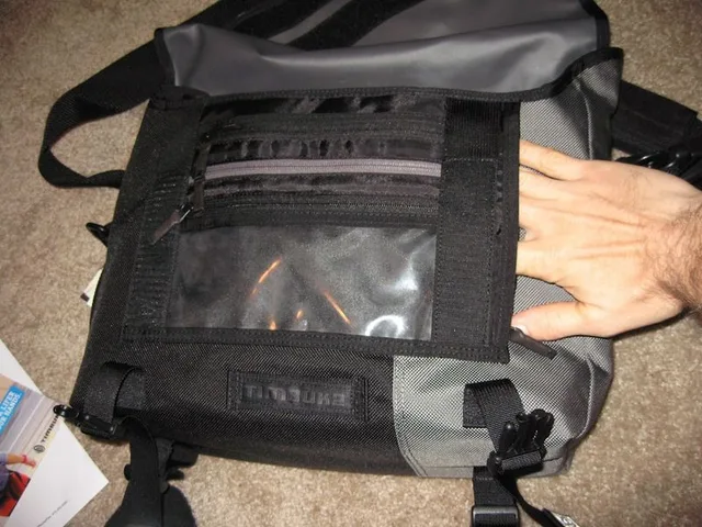 Timbuk2 Snoop Camera Messenger, photograph by Super User, photo 5
