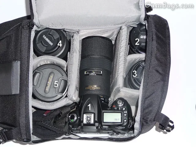Lowepro Slingshot 200 AW, photograph by Guest, photo 5