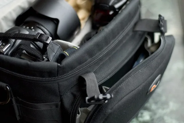 Lowepro Elite AW, photograph by Guest, photo 3