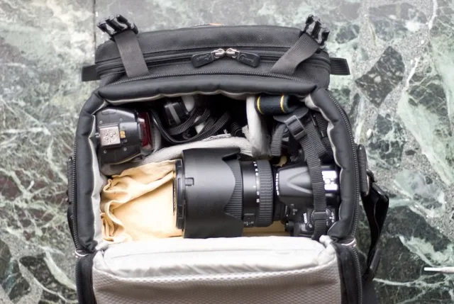Lowepro Elite AW, photograph by Guest, photo 4