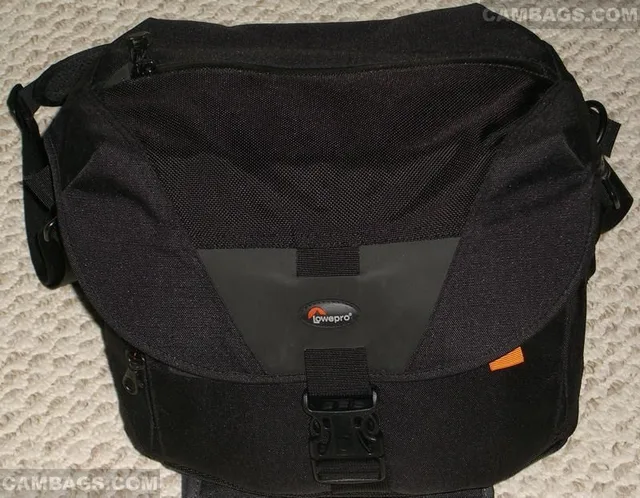 Lowepro Stealth Reporter D300 AW, photograph by Guest, photo 2