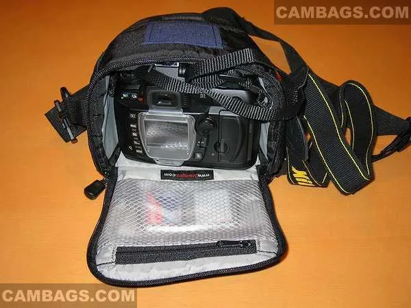 Lowepro Topload Zoom Mini, photograph by Guest, photo 2