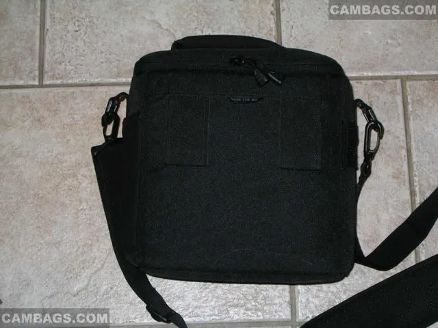 Lowepro Rezo 170AW, photograph by Guest, photo 2