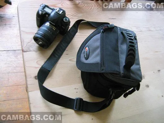Lowepro Nova Mini AW, photograph by Guest, photo 2