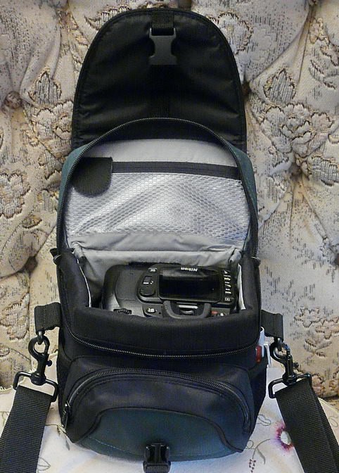 Lowepro Nova Mini AW, photograph by Guest