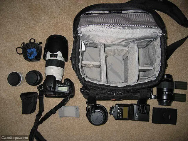 Lowepro ProMag 2 AW, photograph by Guest, photo 2