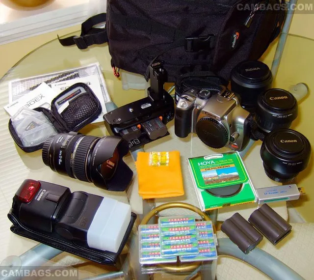 Lowepro Micro Trekker 200, photograph by Guest, photo 2