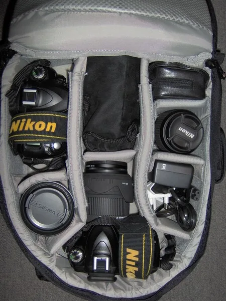 Lowepro Micro Trekker 200, photograph by Guest, photo 3