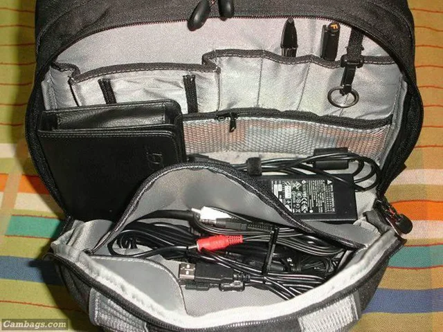 Lowepro CompuDaypack, photograph by Guest, photo 3