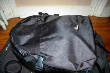 Lowepro Mini Trekker Classic, photograph by Guest, photo 2