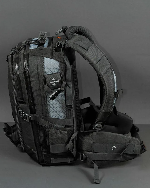 Lowepro Vertex 200 AW, photograph by Guest, photo 4