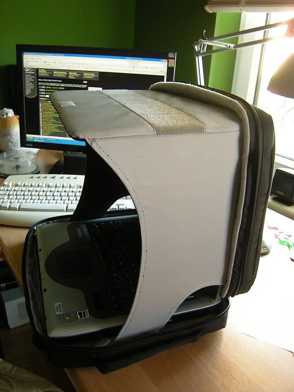 Lowepro CompuPrimus AW, photograph by Guest, photo 5