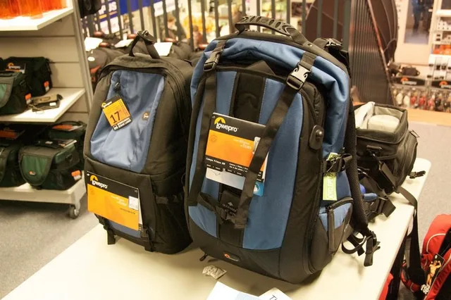 Lowepro CompuPrimus AW, photograph by Guest, photo 2