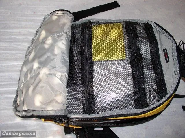 Lowepro DryZone 200 AW, photograph by Guest, photo 3