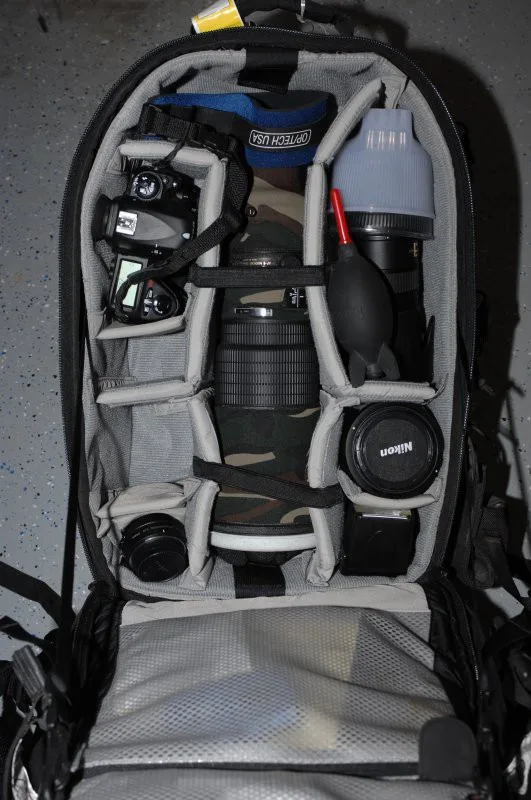 Lowepro Road Runner AW, photograph by Guest, photo 1
