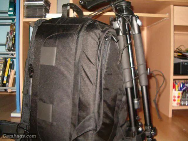 Lowepro Rolling CompuTrekker Plus AW, photograph by Guest, photo 3