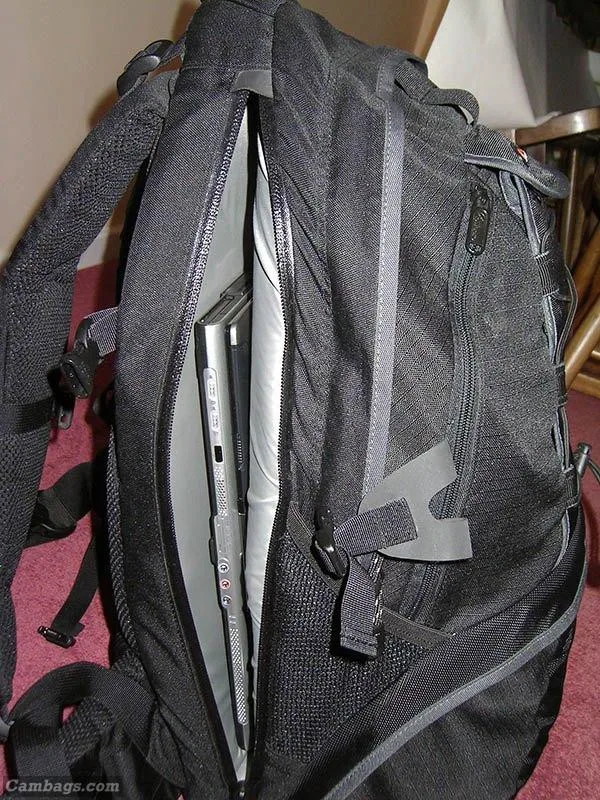 Lowepro CompuRover AW, photograph by Guest, photo 3